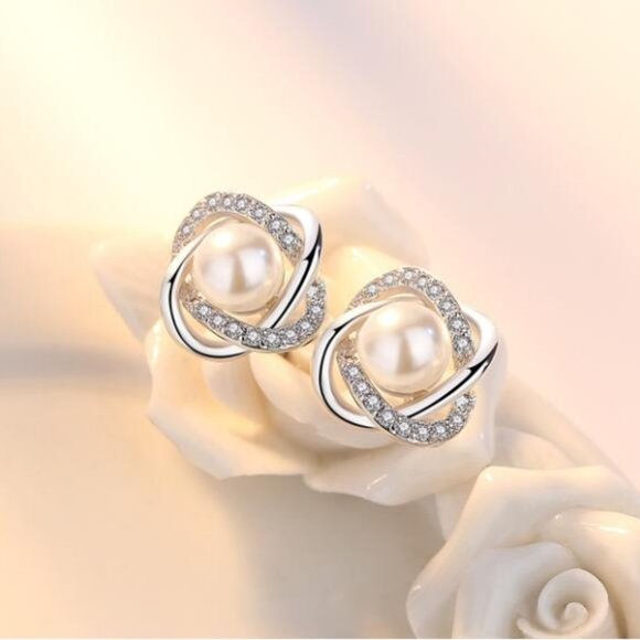 NEW Sterling Silver Diamond Pearl Stud Earrings - Picture 5 of 9